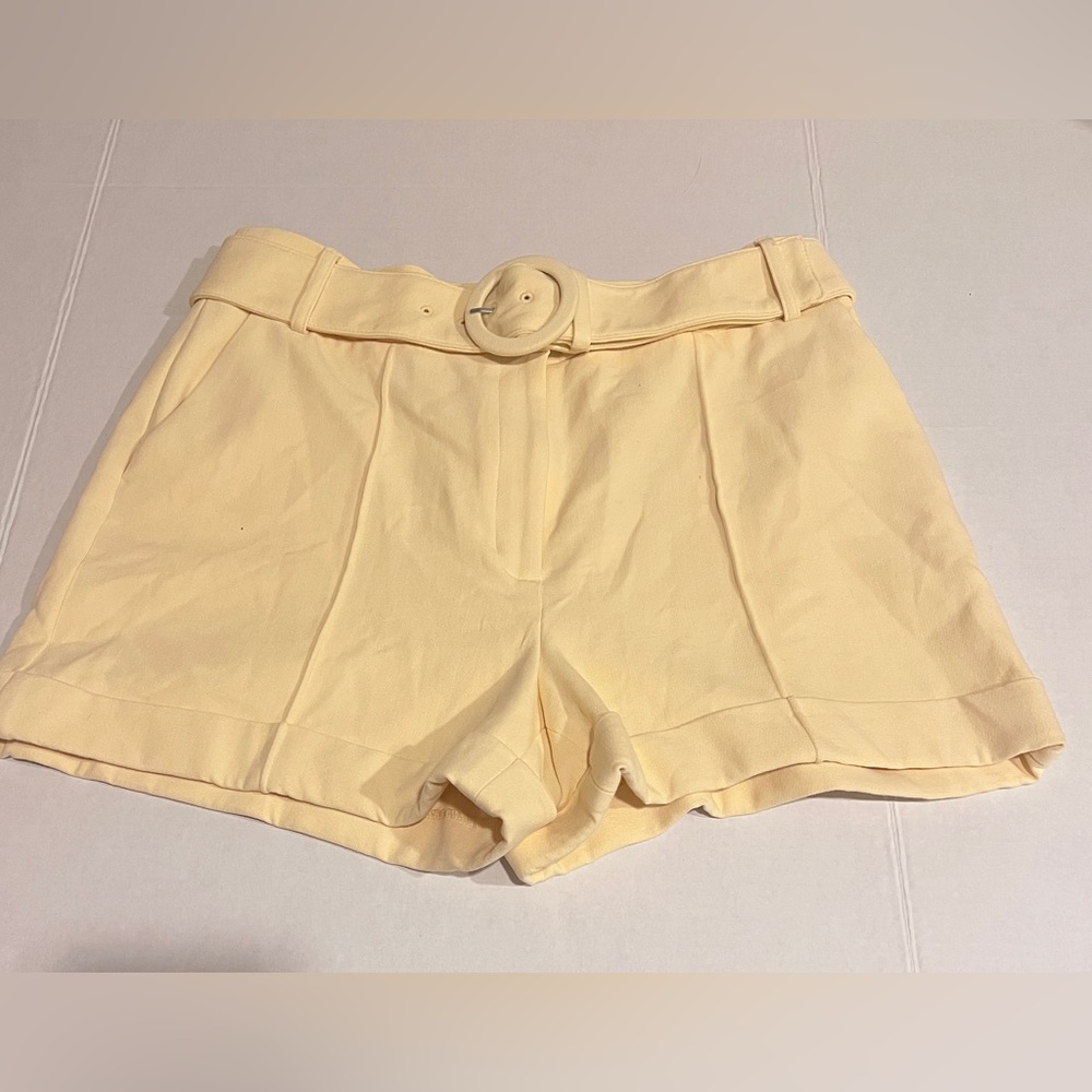 Express Women’s Chic Yellow Belted Shorts High Waist 10 Summer Beach Preppy